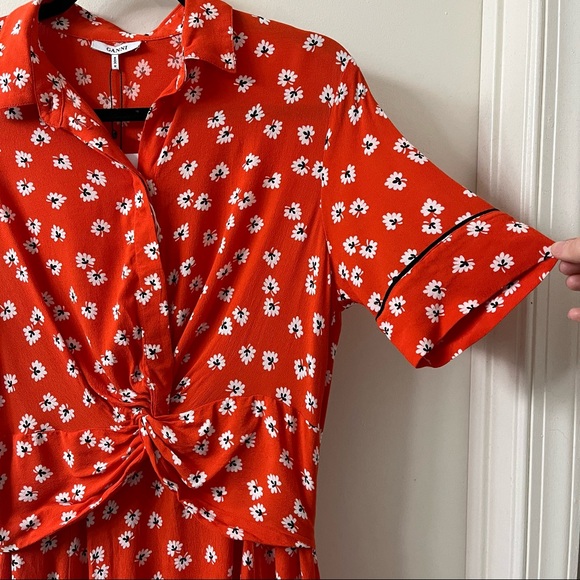 NWT Ganni Silvery Crepe Twist Dress in Big Apple Red Size 36 US Small 4 - Picture 5 of 11